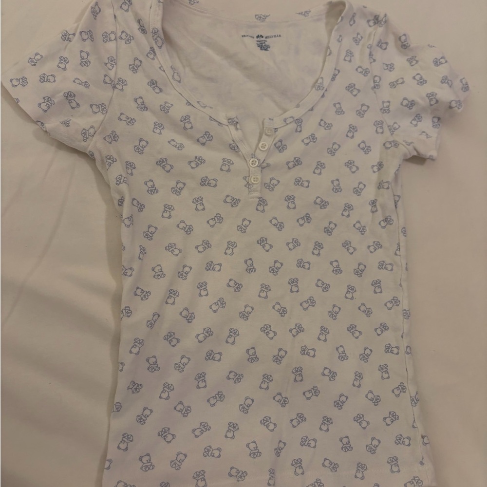 10 Brandy Melville T-shirts / Sweatshirt